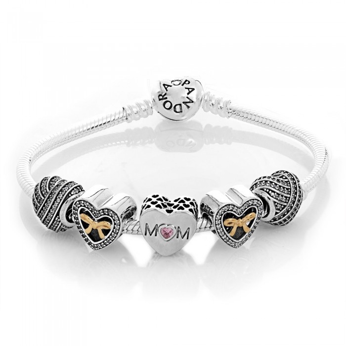 Pandora Bracelet Limited Edition Mothers Heart Family Complete